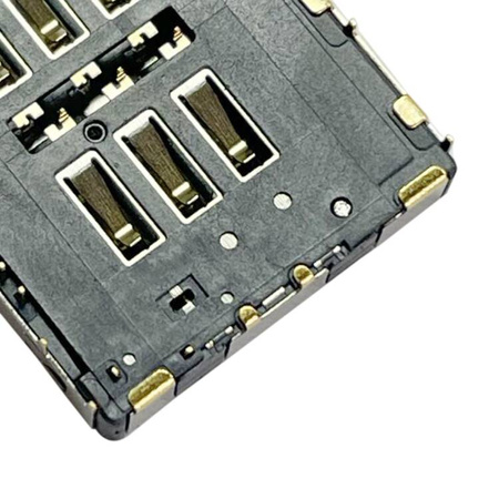 do iPhone 13 Pro złącze SIM czytnik gniazdo